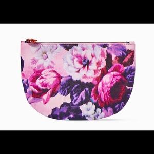 Ipsy May 2022 Makeup Bag